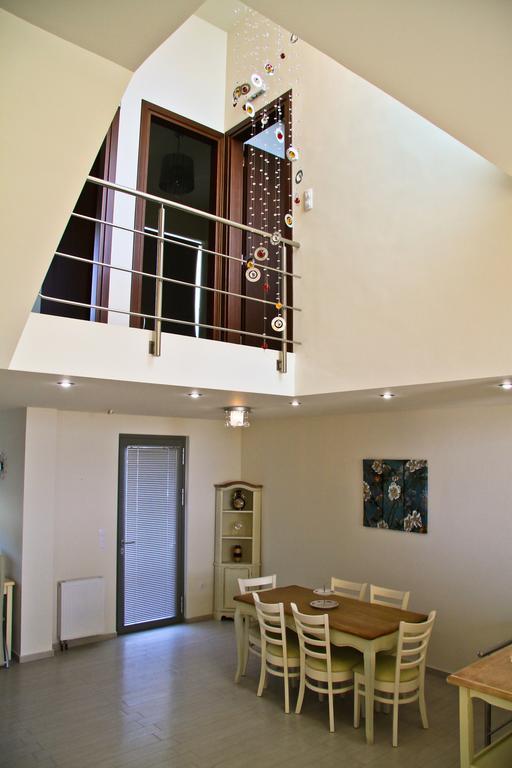 Sea View Beachfront Villa Maria Goúvai Ngoại thất bức ảnh